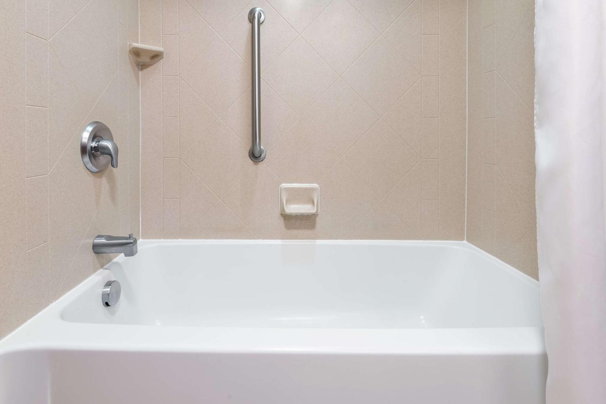 Hampton Inn Springfield South אנפילד מראה חיצוני תמונה
