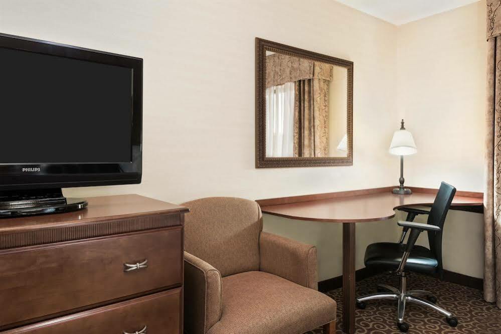 Hampton Inn Springfield South אנפילד מראה חיצוני תמונה
