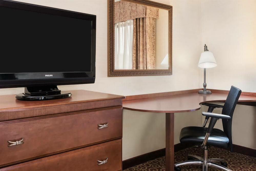 Hampton Inn Springfield South אנפילד מראה חיצוני תמונה